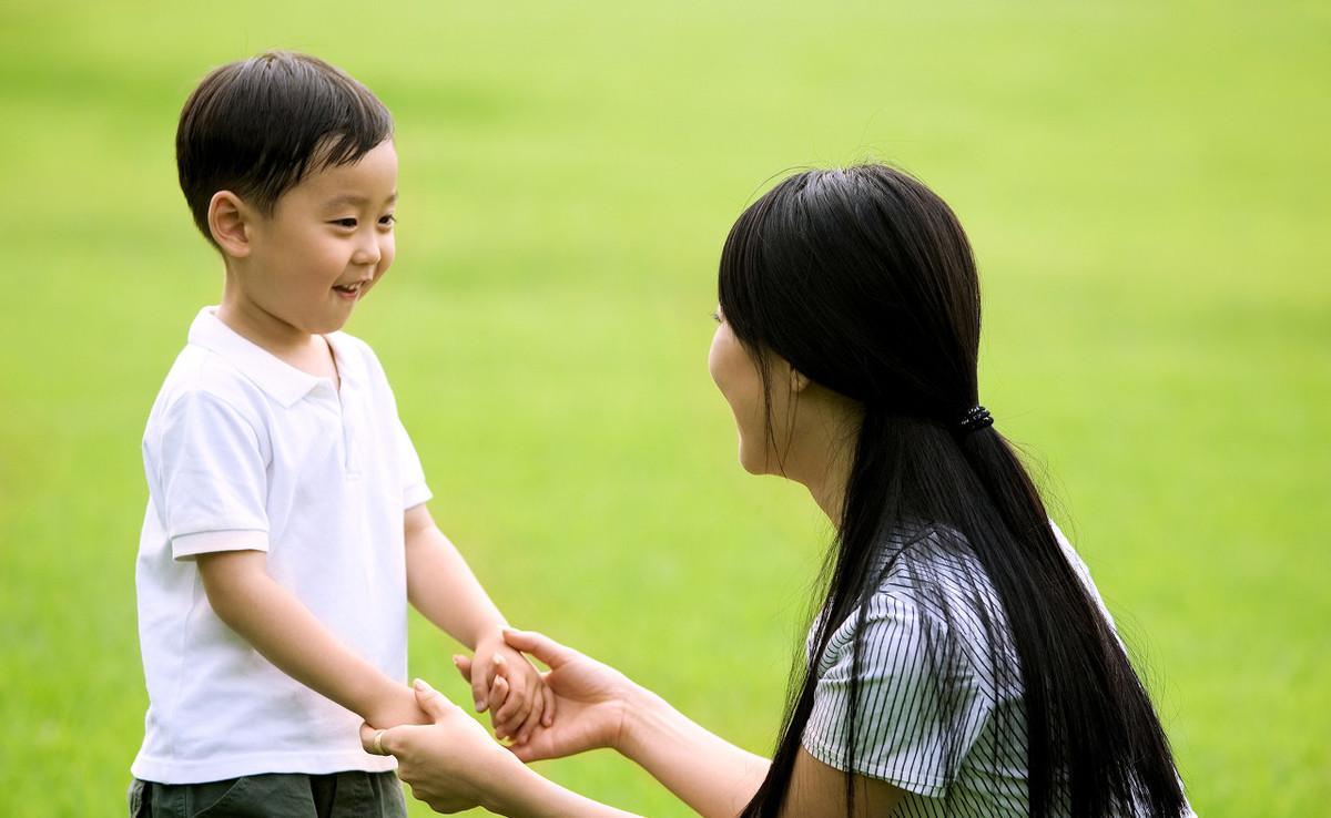 孩子语言技能发展与亲子互动的紧密关联