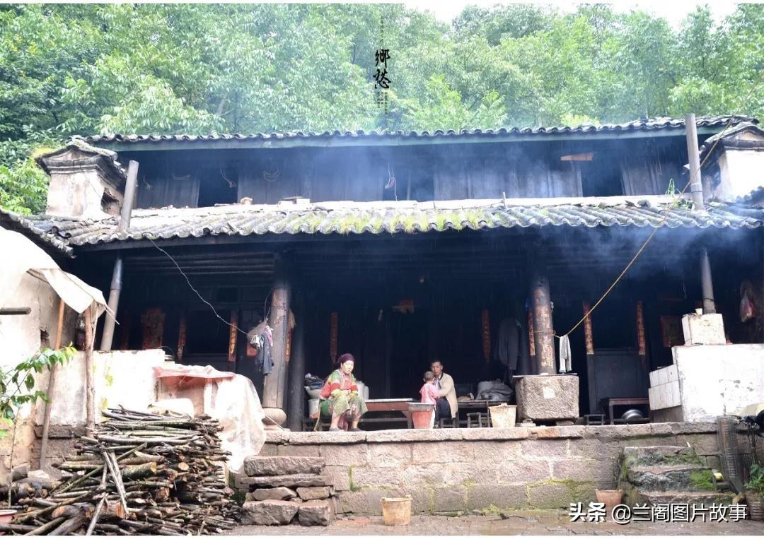 走遍村落，体验原始生活