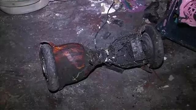 悲剧！在家充电电瓶爆炸致18岁男孩身亡