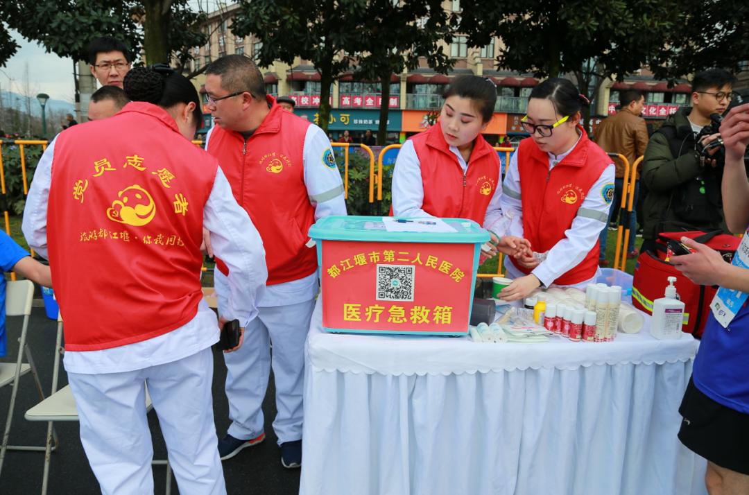 都江堰特色美食引领地方餐饮新风尚