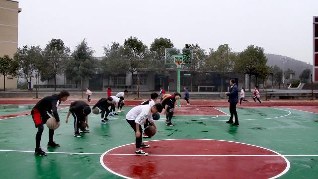 住房租赁市场乱象频发，亟待租房新政规范市场秩序